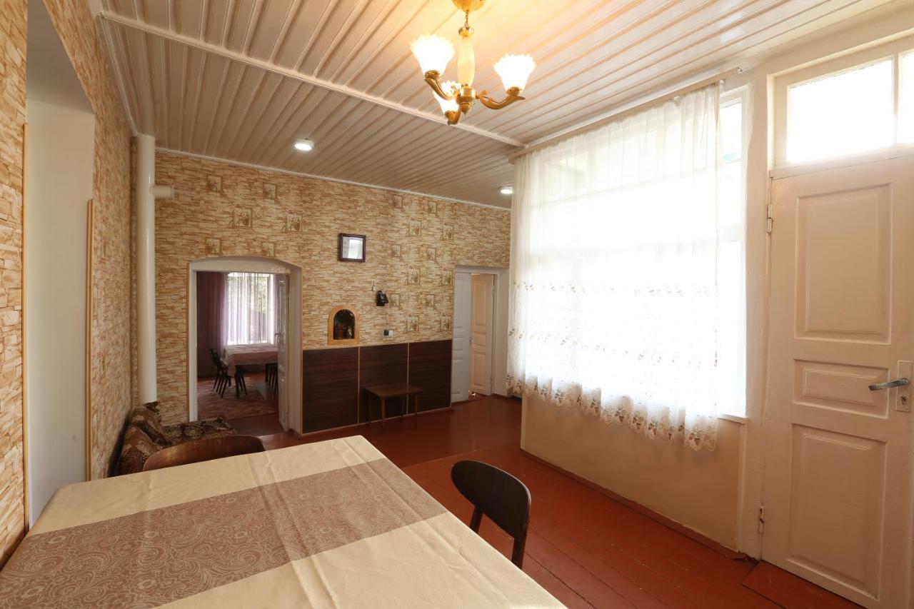 Guesthouse "Ashot Shalunts" Goris Eksteriør bilde